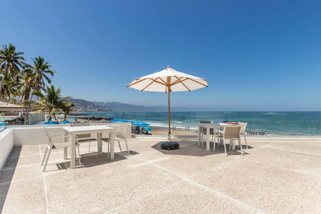 Harbor 7010 By Moikkarentals Beachfront 600Mb Wifi Puerto Vallarta Exterior photo