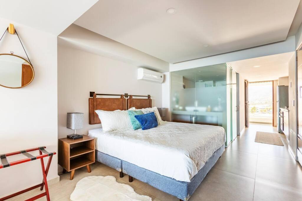 Harbor 7010 By Moikkarentals Beachfront 600Mb Wifi Puerto Vallarta Exterior photo