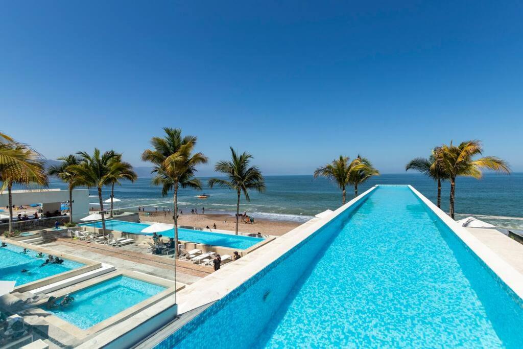 Harbor 7010 By Moikkarentals Beachfront 600Mb Wifi Puerto Vallarta Exterior photo