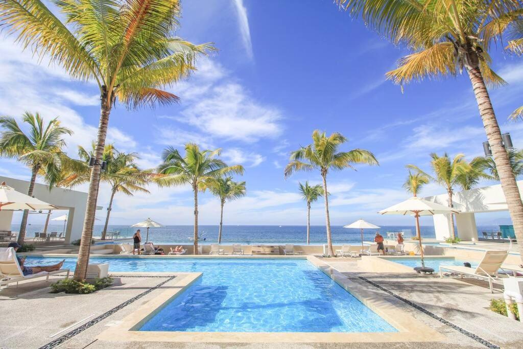 Harbor 7010 By Moikkarentals Beachfront 600Mb Wifi Puerto Vallarta Exterior photo